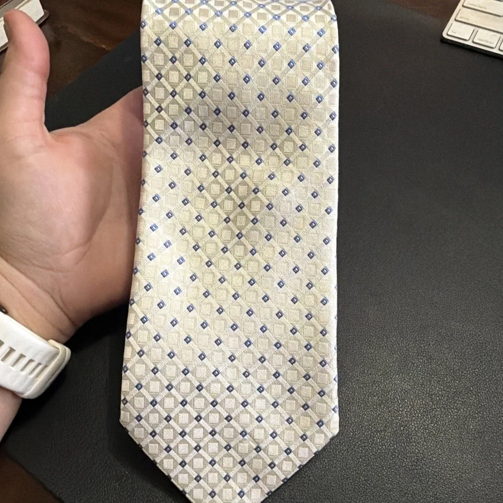Donald J Trump Signature Collection Geometric Pattern Tie!